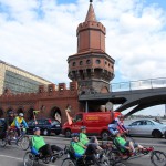 An der Oberbaumbrücke liegt es sich gemütlich.